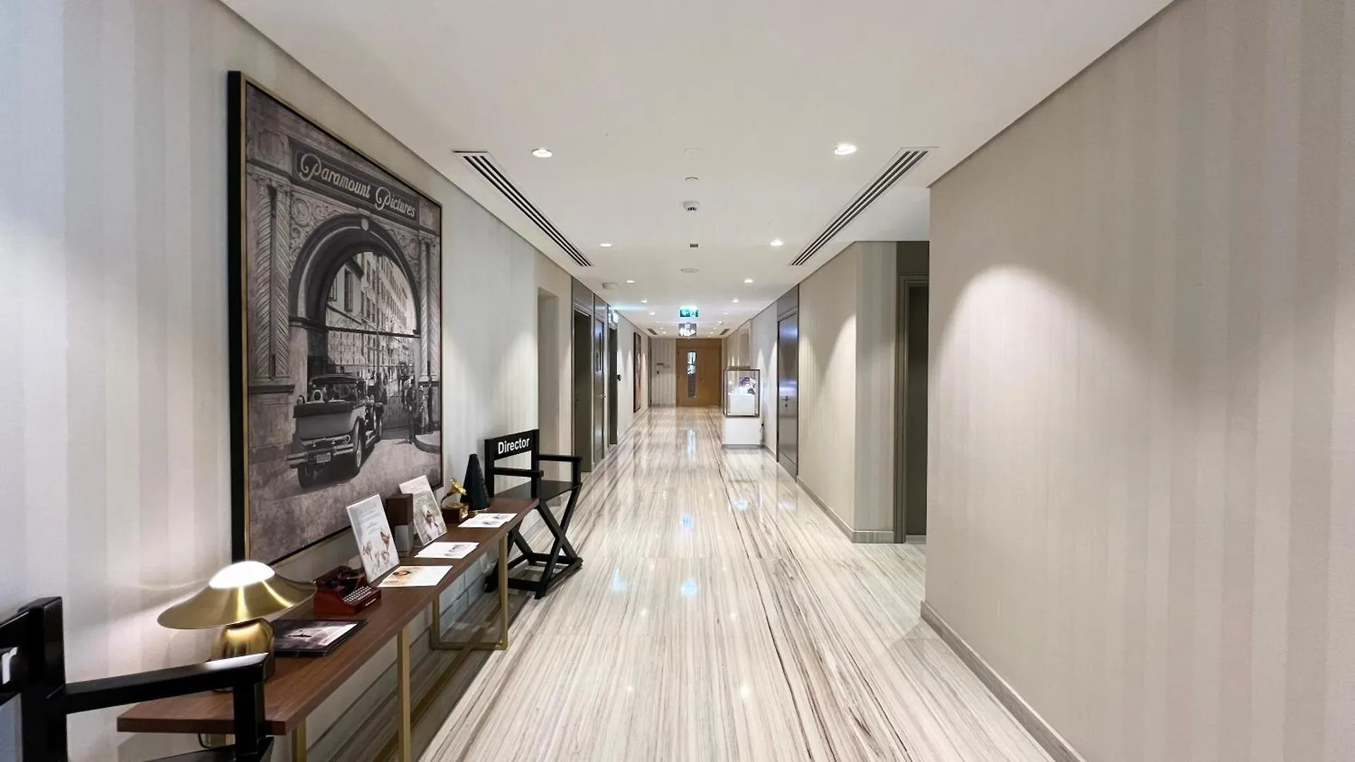 High Floor Apartment In 5 Star Hotel With Infinity Pool Burj View Gym Spa Sauna Dubai
