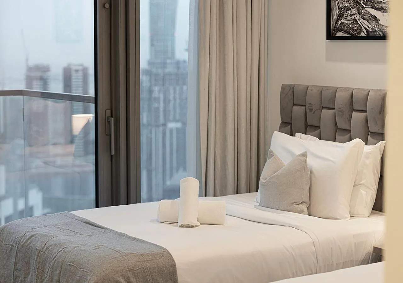 High Floor Apartment In 5 Star Hotel With Infinity Pool Burj View Gym Spa Sauna Dubai