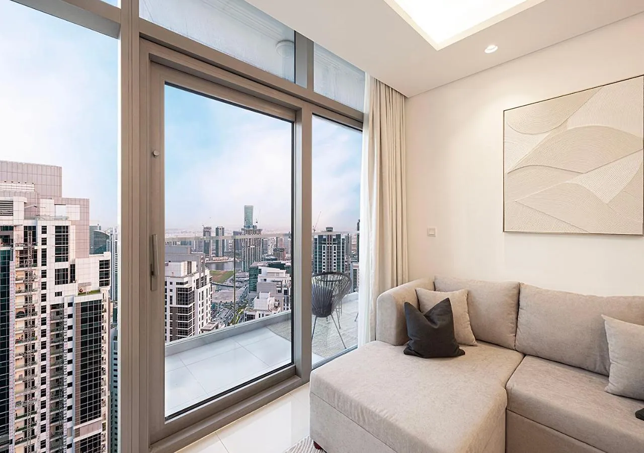 High Floor Apartment In 5 Star Hotel With Infinity Pool Burj View Gym Spa Sauna Dubai
